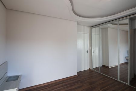 Casa à venda com 270m², 3 quartos e 3 vagasSuite 1