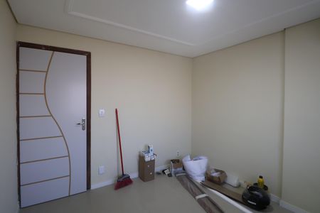 Casa à venda com 270m², 3 quartos e 3 vagasEscritório