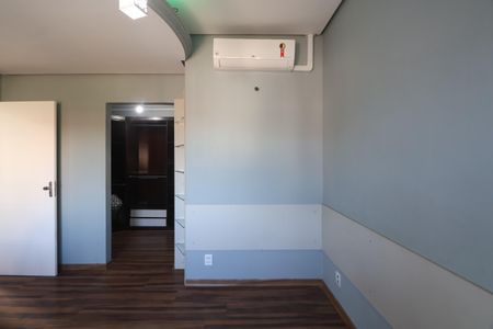 Casa à venda com 270m², 3 quartos e 3 vagasSuite 2