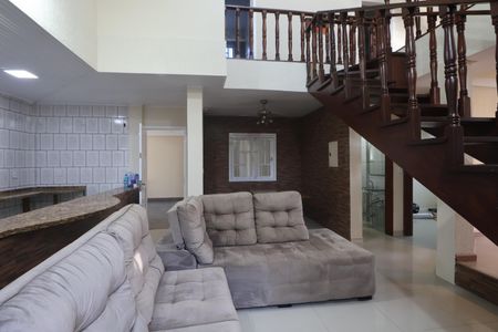 Casa à venda com 270m², 3 quartos e 3 vagasSala 2