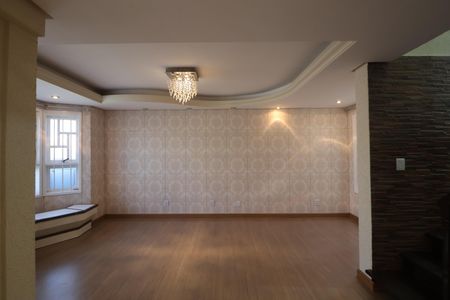 Casa à venda com 270m², 3 quartos e 3 vagasSala 1