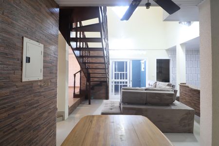 Casa à venda com 270m², 3 quartos e 3 vagasSala 2