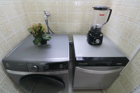 Apartamento para alugar com 60m², 2 quartos e 1 vagaÁrea de Serviço