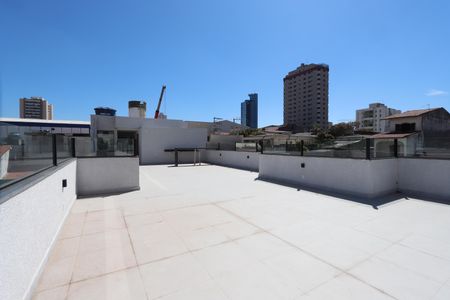 Apartamento à venda com 39m², 2 quartos e sem vagaÁrea Comum - Rooftop