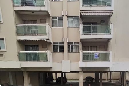 Apartamento à venda com 60m², 2 quartos e 1 vaga Apartamento à venda com 60m², 2 quartos e 1 vagaPlaca