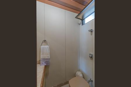 Apartamento à venda com 155m², 4 quartos e 2 vagas Apartamento à venda com 155m², 4 quartos e 2 vagasLavabo