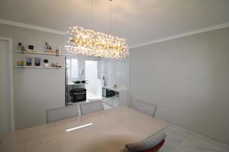 Casa à venda com 100m², 3 quartos e 2 vagasSala/Cozinha