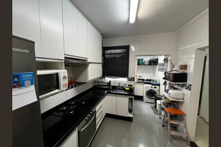 Apartamento à venda com 81m², 2 quartos e 1 vagaCozinha