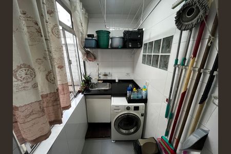 Apartamento à venda com 81m², 2 quartos e 1 vagaÁrea de Serviço