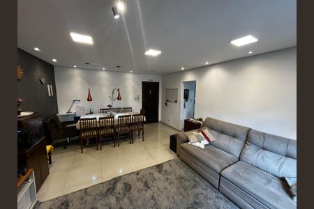 Apartamento à venda com 81m², 2 quartos e 1 vagaSala