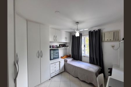 Casa de condomínio à venda com 140m², 3 quartos e 1 vagaQuarto 1