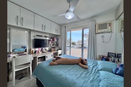 Casa de condomínio à venda com 140m², 3 quartos e 1 vagaQuarto 2