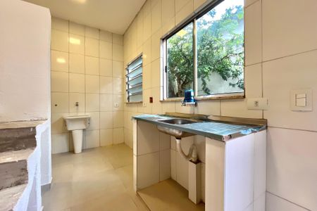 Studio para alugar com 25m², 1 quarto e sem vaga Studio para alugar com 25m², 1 quarto e sem vagaCozinha