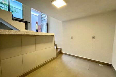 Studio para alugar com 25m², 1 quarto e sem vaga Studio para alugar com 25m², 1 quarto e sem vagaSala