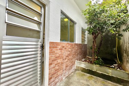 Studio para alugar com 25m², 1 quarto e sem vaga Studio para alugar com 25m², 1 quarto e sem vagaFachada