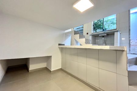 Sala de kitnet/studio para alugar com 1 quarto, 25m² em Vila Santa Catarina, São Paulo