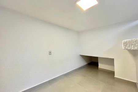 Sala de kitnet/studio para alugar com 1 quarto, 25m² em Vila Santa Catarina, São Paulo