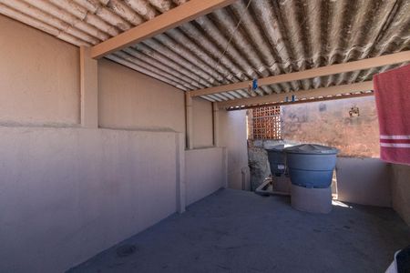 Casa à venda com 48m², 1 quarto e sem vagaTerraço