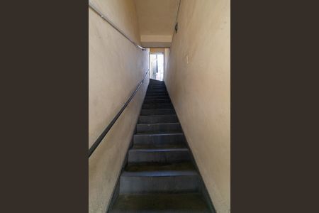 Casa à venda com 48m², 1 quarto e sem vagaEscada