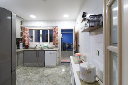 Casa à venda com 288m², 4 quartos e 3 vagasCozinha