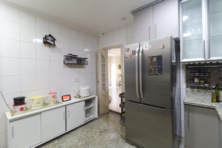 Casa à venda com 288m², 4 quartos e 3 vagasCozinha