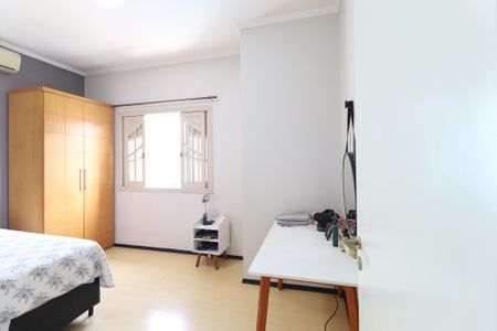 Casa à venda com 288m², 4 quartos e 3 vagasQuarto 1