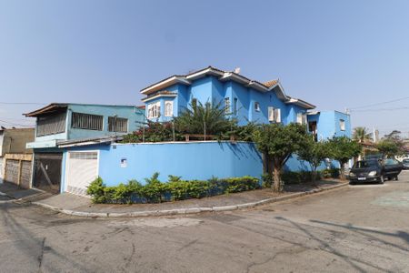 Casa à venda com 288m², 4 quartos e 3 vagasFachada