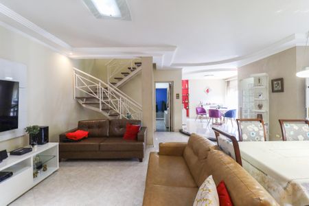 Casa à venda com 288m², 4 quartos e 3 vagasSala 1