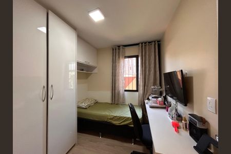 Apartamento à venda com 75m², 3 quartos e 2 vagasQuarto 2