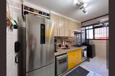 Apartamento à venda com 75m², 3 quartos e 2 vagasCozinha