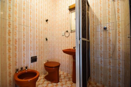 Apartamento à venda com 55m², 2 quartos e sem vaga Apartamento à venda com 55m², 2 quartos e sem vagaBanheiro