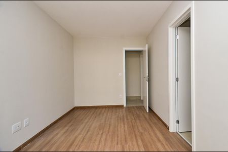 Apartamento à venda com 71m², 2 quartos e 2 vagasSuíte