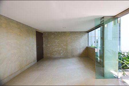 Apartamento à venda com 71m², 2 quartos e 2 vagasHall de entrada