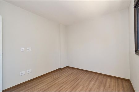 Apartamento à venda com 71m², 2 quartos e 2 vagasQuarto