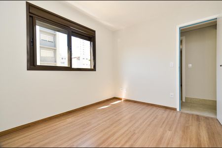 Apartamento à venda com 71m², 2 quartos e 2 vagasQuarto