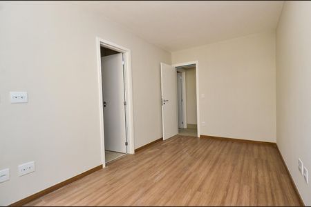 Apartamento à venda com 71m², 2 quartos e 2 vagas Apartamento à venda com 71m², 2 quartos e 2 vagasSuite