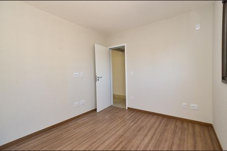 Apartamento à venda com 71m², 2 quartos e 2 vagas Apartamento à venda com 71m², 2 quartos e 2 vagasQuarto 1