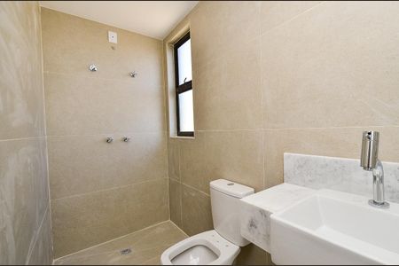 Apartamento à venda com 71m², 2 quartos e 2 vagas Apartamento à venda com 71m², 2 quartos e 2 vagasBanheiro da Suíte