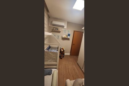 Apartamento à venda com 98m², 2 quartos e 2 vagas Apartamento à venda com 98m², 2 quartos e 2 vagasQuarto