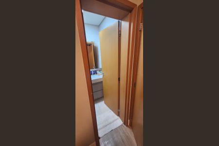 Apartamento à venda com 98m², 2 quartos e 2 vagas Apartamento à venda com 98m², 2 quartos e 2 vagasBanheiro