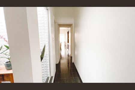 Casa à venda com 273m², 3 quartos e 4 vagasCorredor 