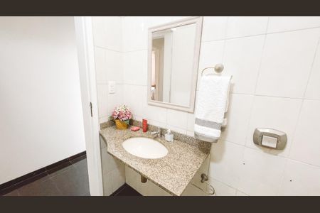 Casa à venda com 273m², 3 quartos e 4 vagasLavabo