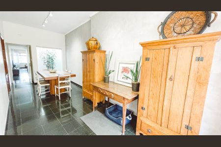 Casa à venda com 273m², 3 quartos e 4 vagasCopa