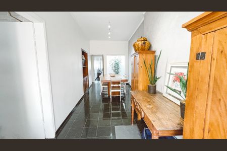 Casa à venda com 273m², 3 quartos e 4 vagasCopa