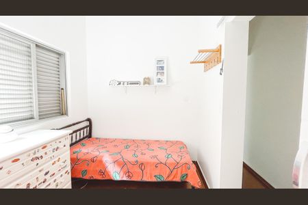 Casa à venda com 273m², 3 quartos e 4 vagasQuarto 2