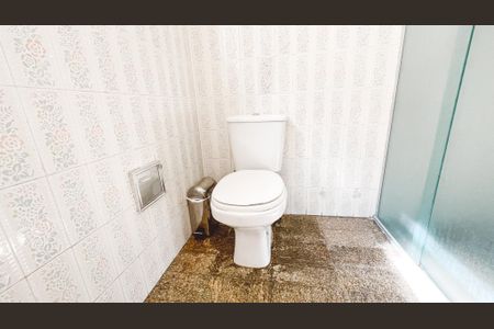 Casa à venda com 273m², 3 quartos e 4 vagasBanheiro