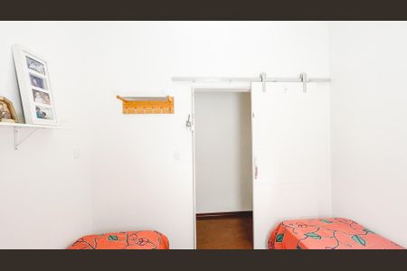 Casa à venda com 273m², 3 quartos e 4 vagasQuarto 2