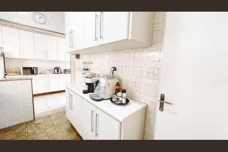 Casa à venda com 273m², 3 quartos e 4 vagasCozinha