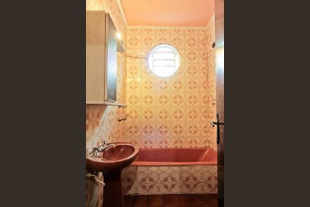 Apartamento para alugar com 70m², 2 quartos e sem vagaBanheiro