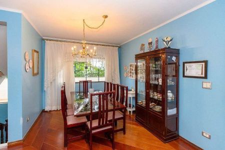 Casa à venda com 4 quartos, 392m² em Jardim Guapira, São Paulo